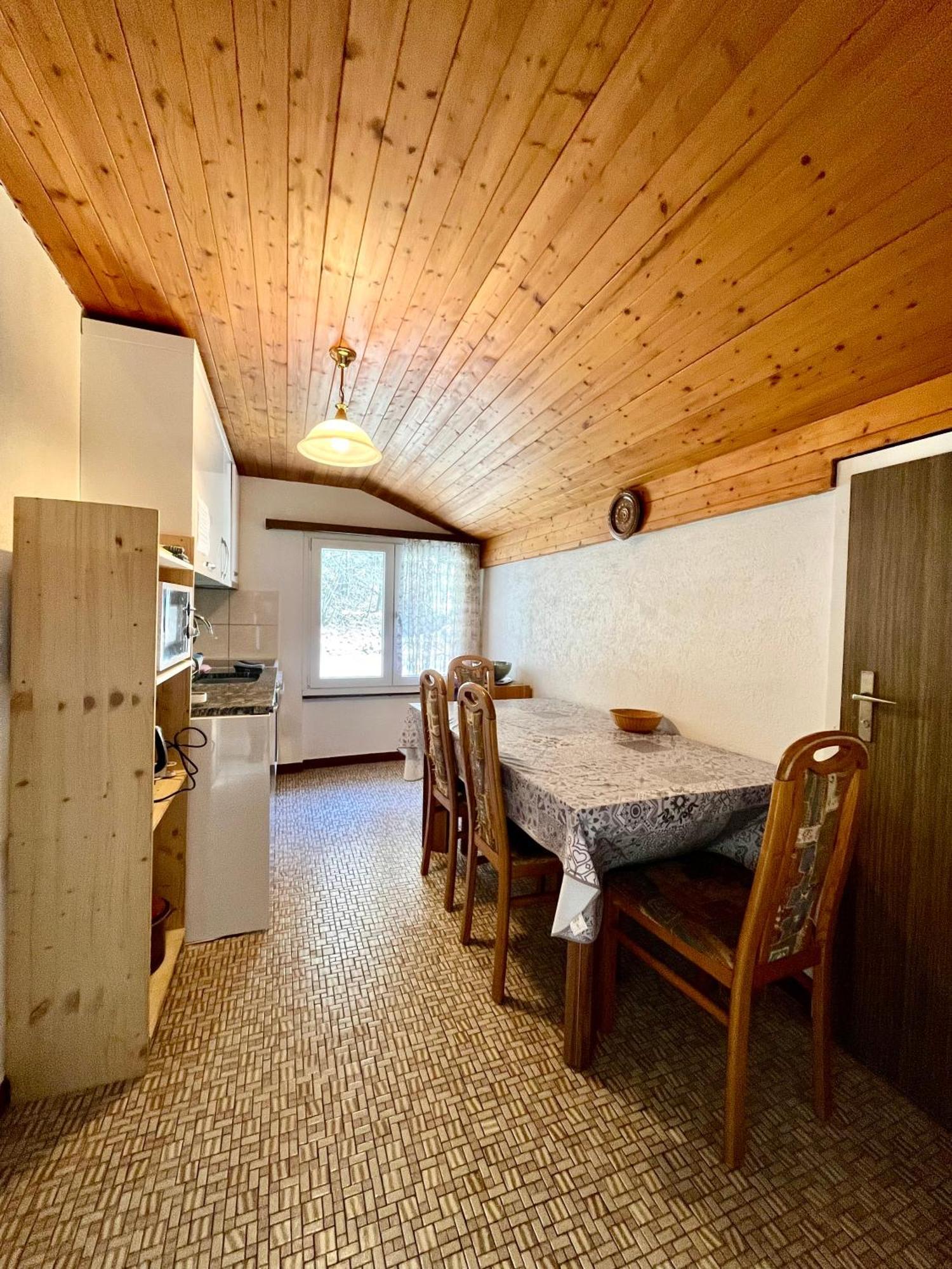 Holiday House Laerchenheim Saas-Balen ภายนอก รูปภาพ